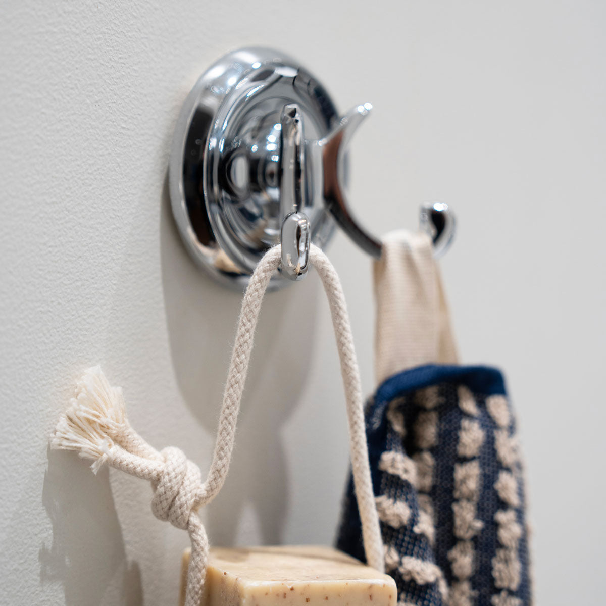 Dobbel krok Smedbo Villa Krom Polert