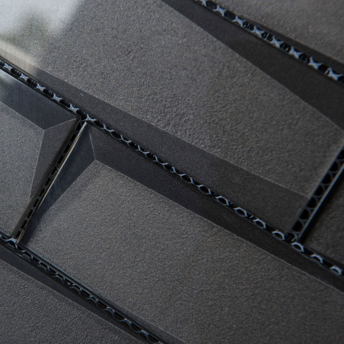 Mosaik Dimension Dark