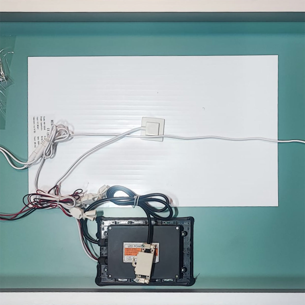 Badrumsspegel Imfri LED med Bluetooth 100x65 cm Tenfors Spoty