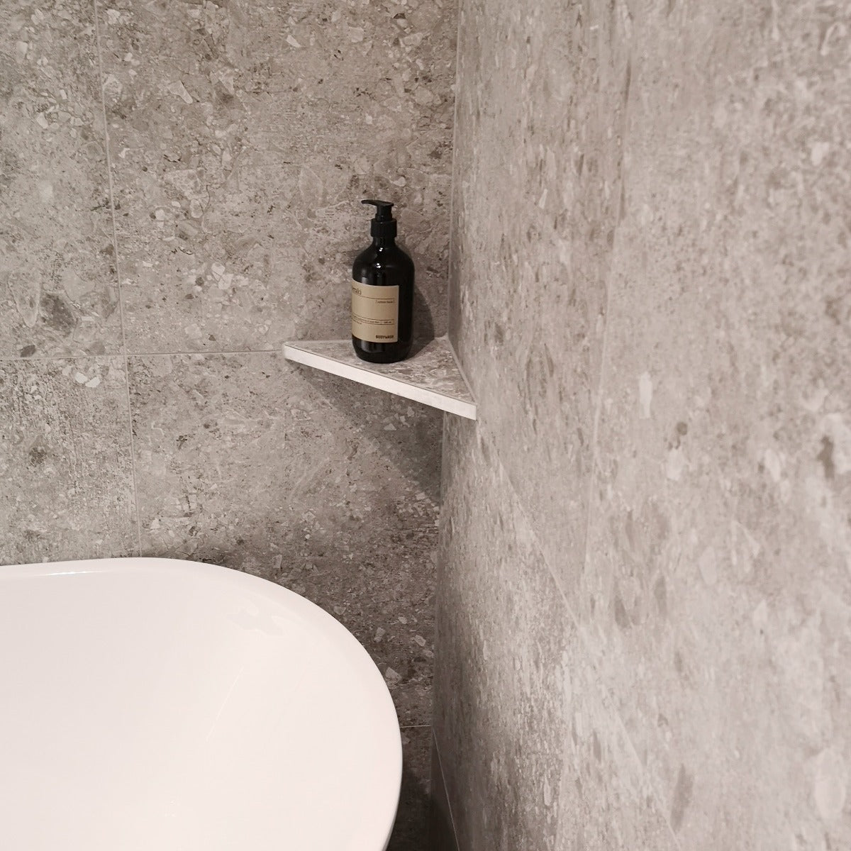 Duschhylla Tile In Air Borstad