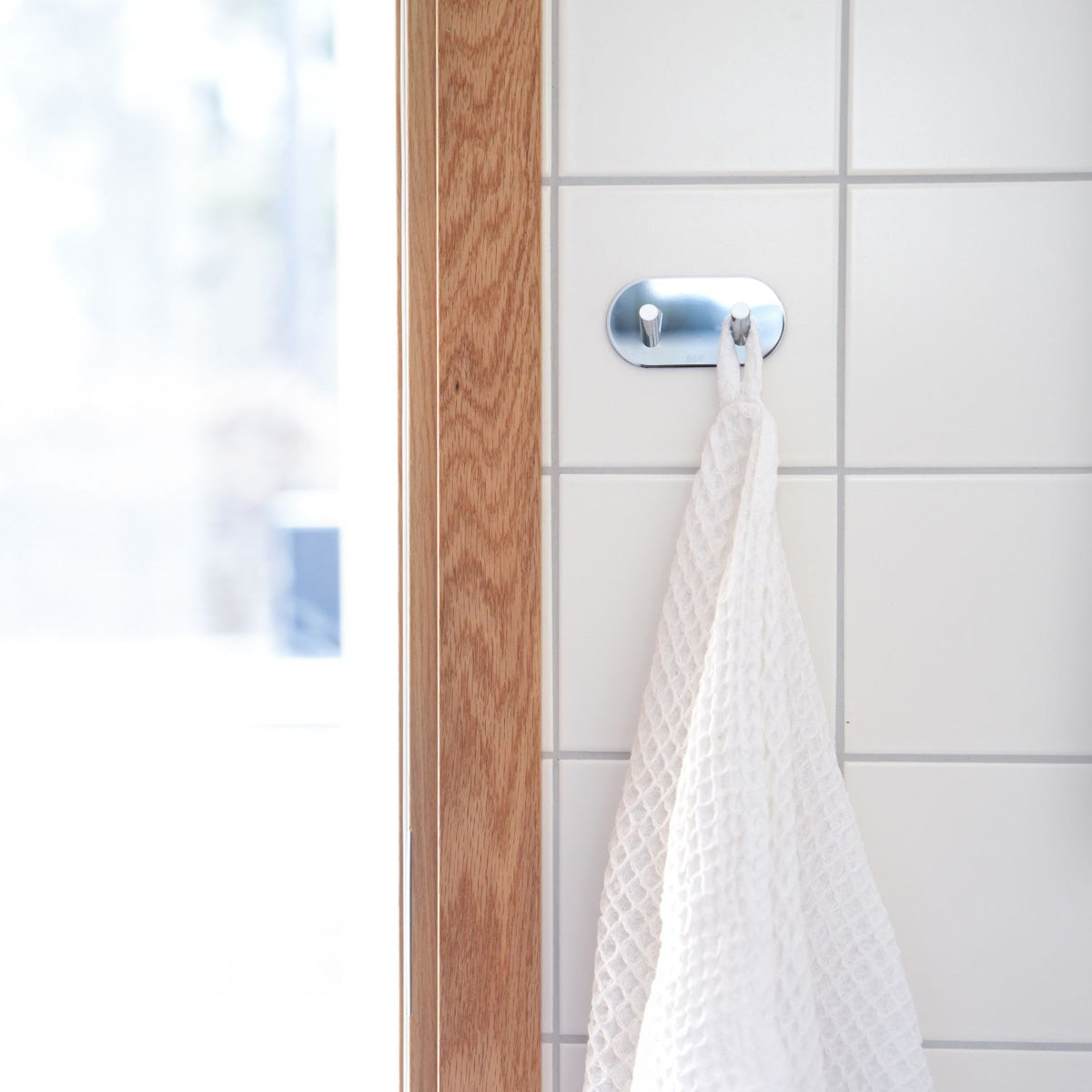 Dobbel krok Smedbo Selvklebende Rund Krom Polert