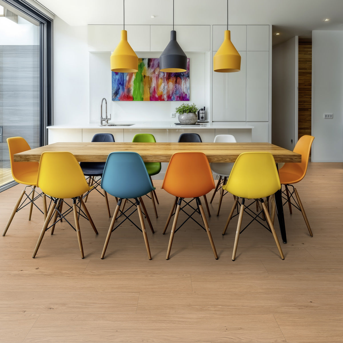 Matplats med varmt laminatgolv Oak Toffee i ekutseende