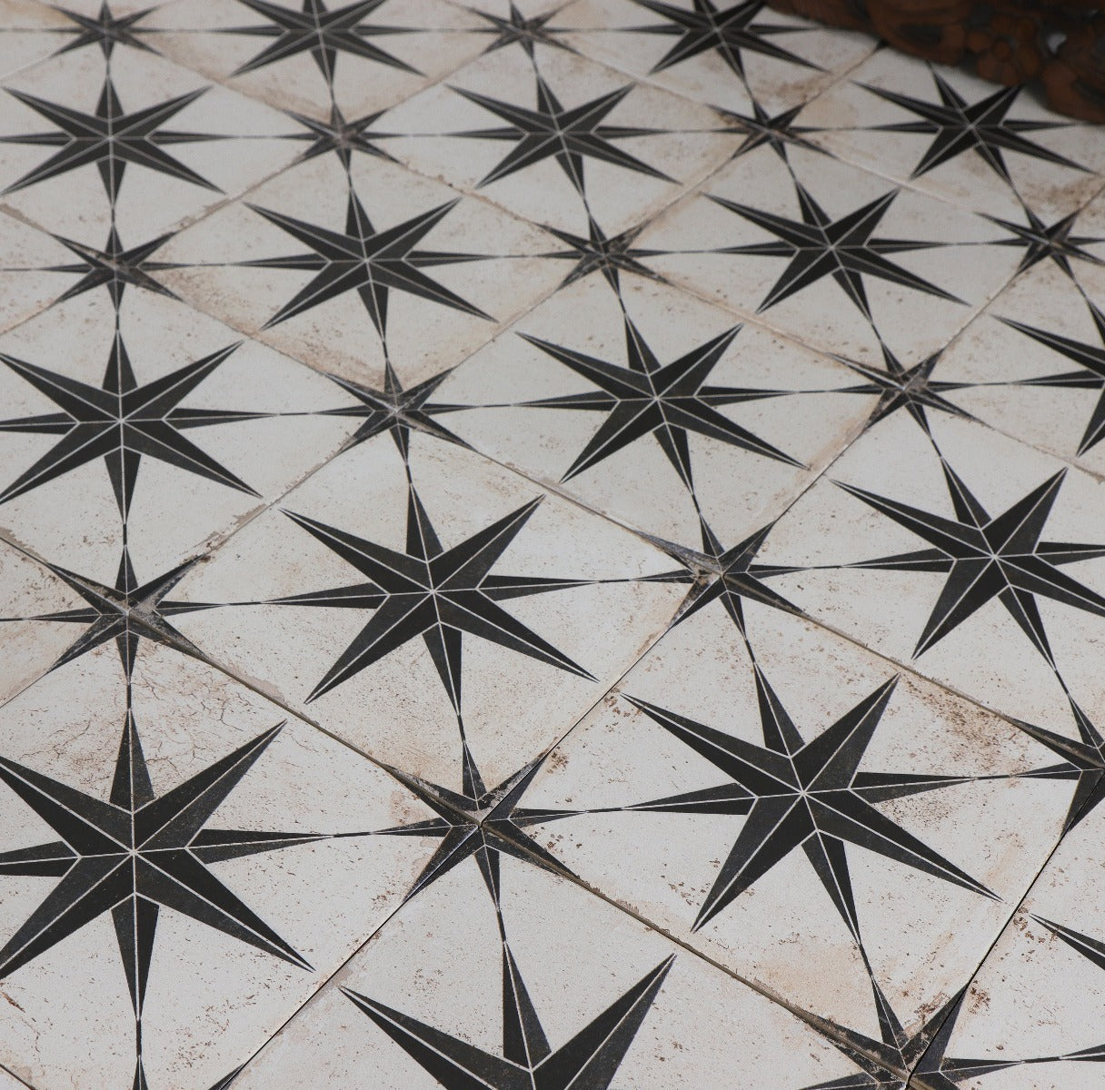 Gulvflis Orion Negro 22,5x22,5