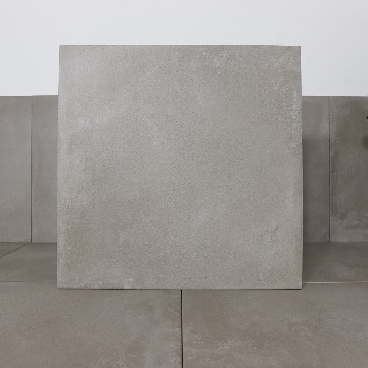 Paketpris! 7,2 m² Klinker Powder Argent 60x60 (249:-/m²)